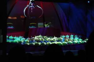 Toy Story the Musical: inside the grabber machine